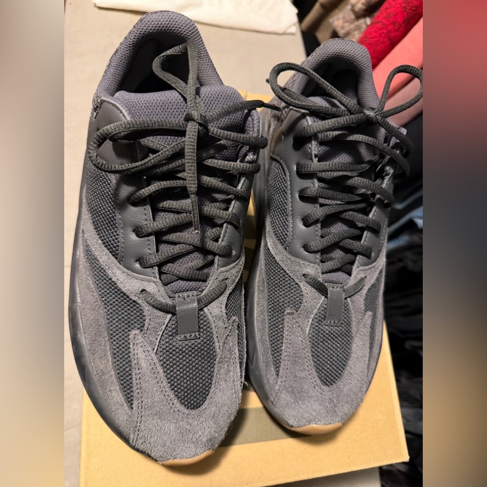 Yeezy Boost 700